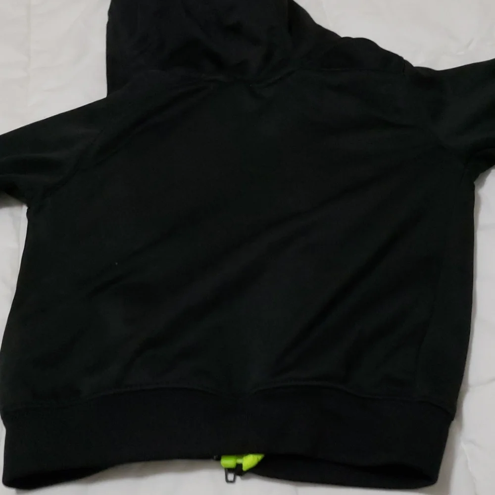Damaged in‎ flood Niki dri-fit jacket